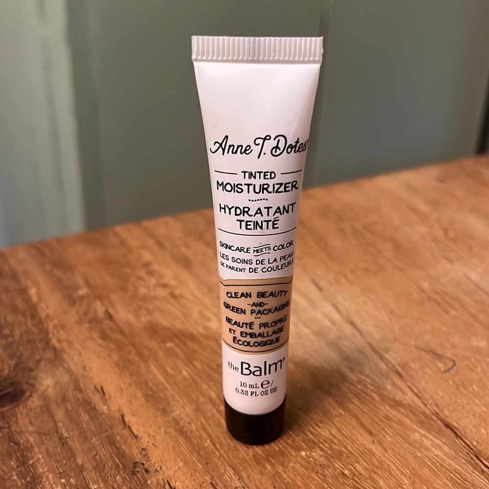 The Balm Anne T. Dotes Tinted Moisturizer